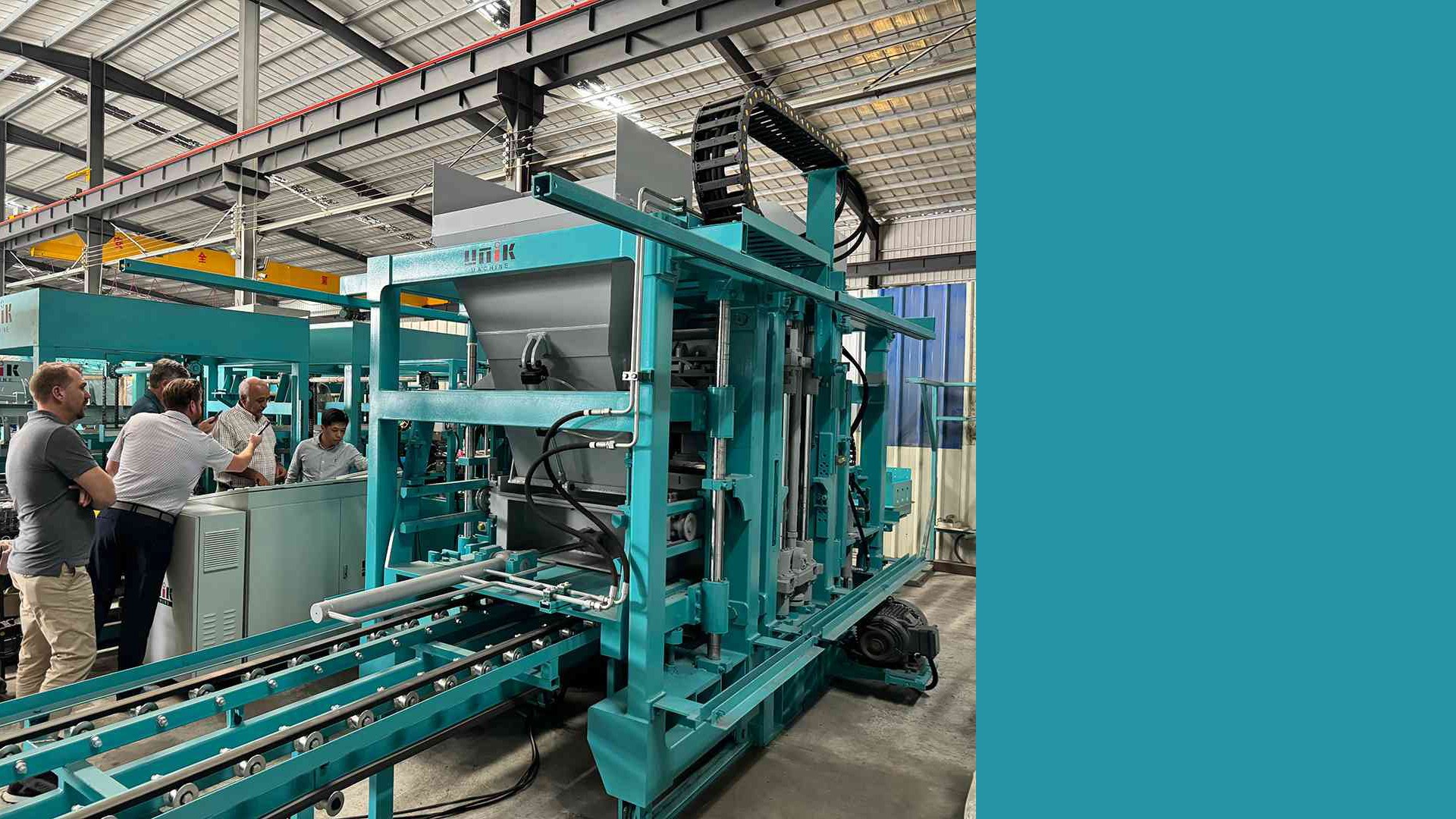 Nhà máy sản xuất pallet máy gạch Trung Quốc