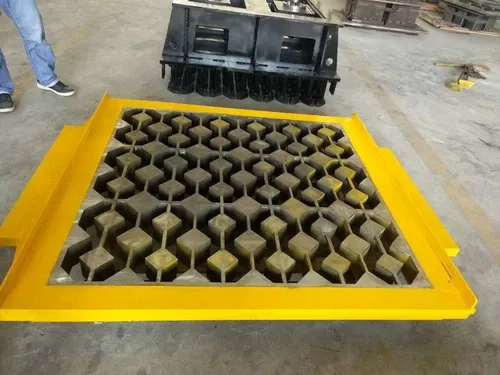 ​Tại sao máy trải cỏ của bạn không khóa đúng cách – Các vấn đề và cách khắc phục nấm mốc phổ biến