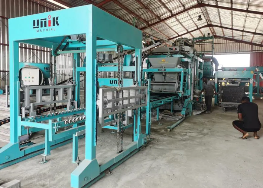 Dây chuyền sản xuất gạch bê tông hoàn toàn tự động của UNIK: Giải pháp thông minh toàn diện từ khâu trộn đến xếp pallet