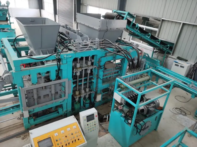 Tất cả những điều bạn cần biết về máy ép gạch xi măng trong ngành xây dựng