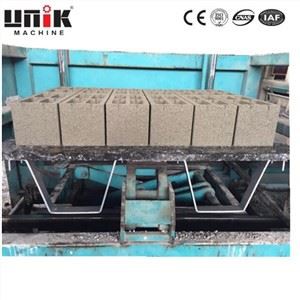 Máy tạo khối rỗng tự động