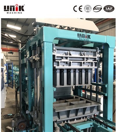 Thiết bị máy làm khối