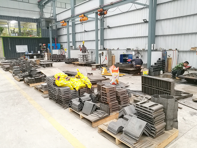 Khắc phục sự cố thường gặp với máy ép gạch bê tông của bạn: Hướng dẫn toàn diện