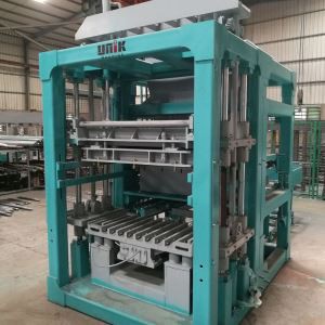 Thiết bị máy làm khối