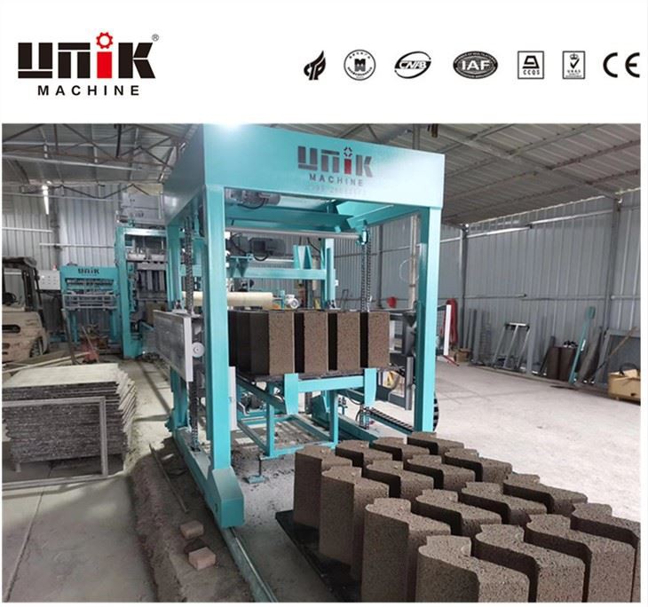 Máy tạo khối lồng vào nhau Hydraform